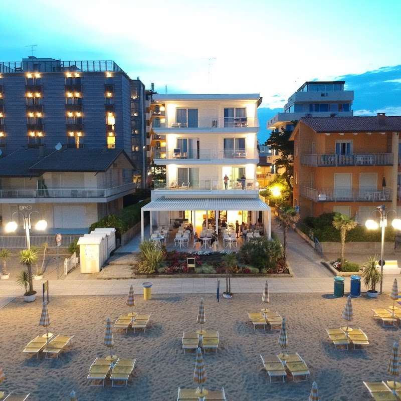 Hotel Strand Fronte mare, Jesolo