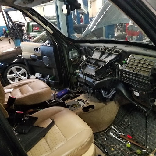 Auto Repair Shop «Bay Diagnostic», reviews and photos, 1717 Gravesend Neck Rd, Brooklyn, NY 11229, USA