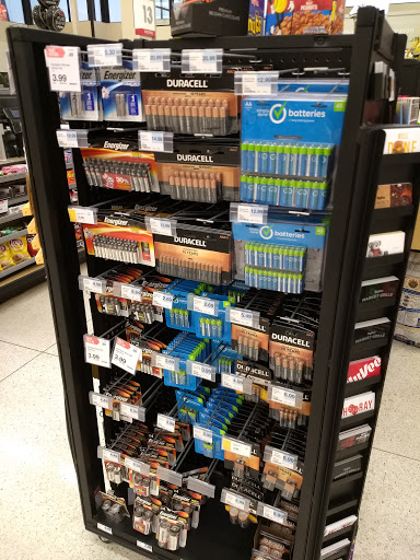 Supermarket «Hy-Vee», reviews and photos, 207 NE Englewood Rd, Kansas City, MO 64118, USA