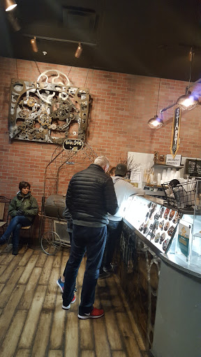 Donut Shop «Create Donuts», reviews and photos, 9305 Village Shop Dr, Sandy, UT 84094, USA