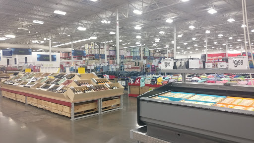 Warehouse club «Sams Club», reviews and photos