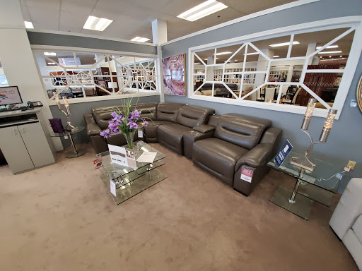 Furniture Store «Raymour & Flanigan Furniture and Mattress Store», reviews and photos, 85 Viewmont Mall, Scranton, PA 18508, USA