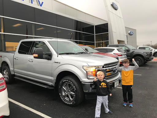 Ford Dealer «Tri-County Ford», reviews and photos, 4032 Commerce Pkwy, Buckner, KY 40010, USA