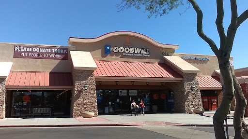 Thrift Store «Arizona Ave & Pecos Goodwill Retail Store & Donation Center», reviews and photos