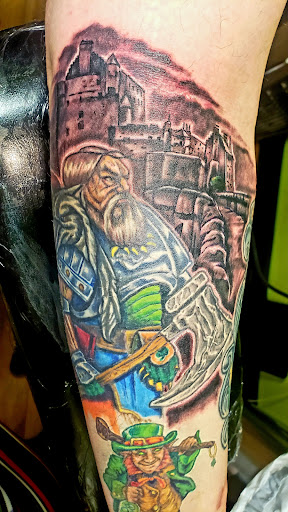 Tattoo Shop «Below Radar Tattoo», reviews and photos, 639 1st Ave N, Fargo, ND 58102, USA