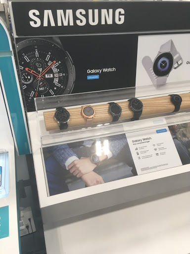 Electronics Store «Best Buy», reviews and photos, 4707 Valley View Blvd NW, Roanoke, VA 24012, USA