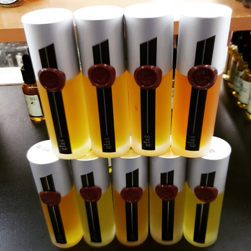 Party Store «Express Tobacco Vapor & Liqour Outlet», reviews and photos, 704 S Lapeer Rd, Lake Orion, MI 48362, USA