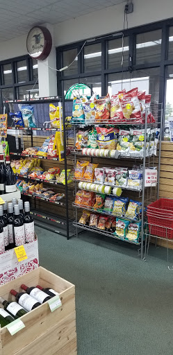 Liquor Store «Plainsboro Wine & Liquor», reviews and photos, 10 Schalks Crossing Rd #7, Plainsboro Township, NJ 08536, USA
