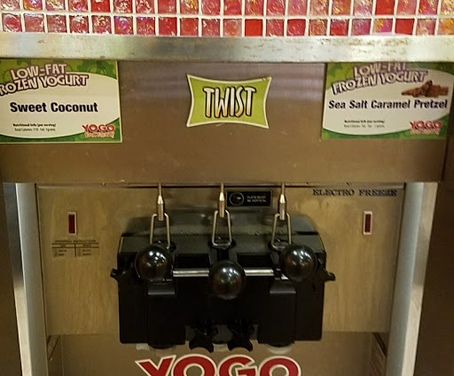 Frozen Yogurt Shop «YoGo Factory Frozen Yogurt of Gloucester Township», reviews and photos, 629 Cross Keys Rd B, Sicklerville, NJ 08081, USA
