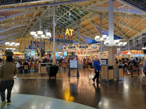 Shopping Mall «Great Lakes Crossing Outlets», reviews and photos, 4000 Baldwin Rd, Auburn Hills, MI 48326, USA