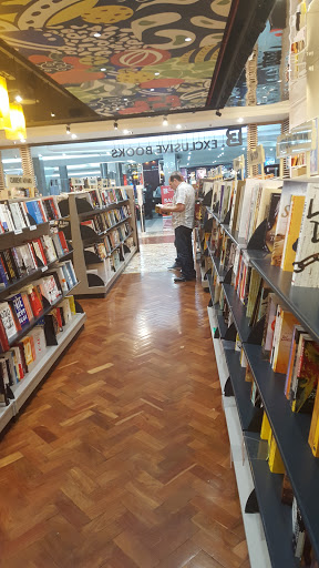 Exclusive Books Bedford Centre