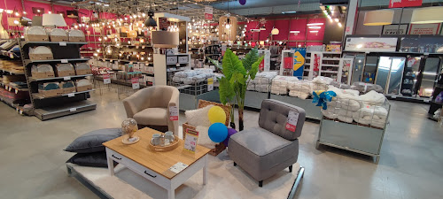 Magasin de meubles Conforama Perigueux Boulazac Isle Manoire