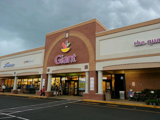 Supermarket «Giant», reviews and photos, 2901 S Glebe Rd, Arlington, VA 22206, USA