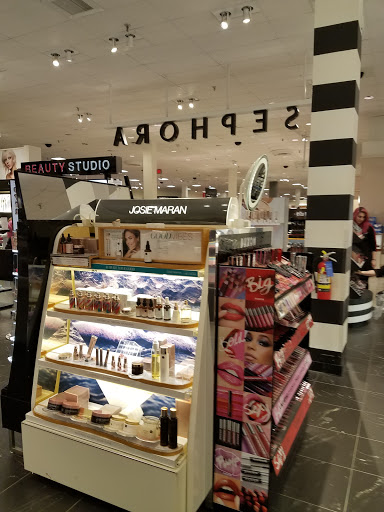 Department Store «JCPenney», reviews and photos, 757 E Lewis and Clark Pkwy #701, Clarksville, IN 47129, USA