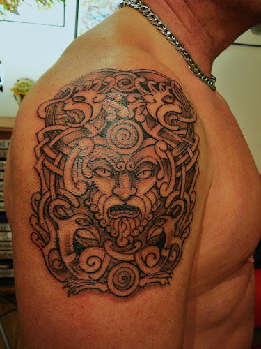 Tetování Hradec kralove Larisa