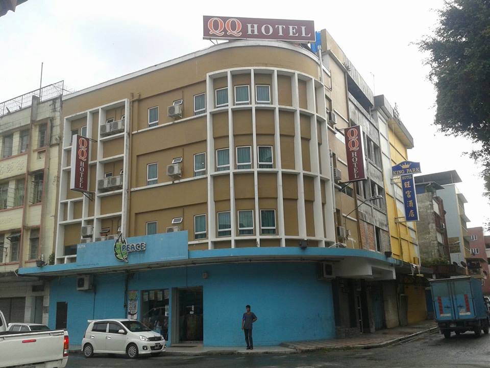 Qq Hotel