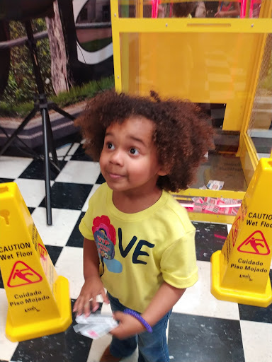 Shopping Mall «Town & Country Shopping Center», reviews and photos, 2615 N Kansas Expy, Springfield, MO 65803, USA