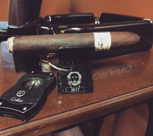 Tobacco Shop «Carolina Tobacco Emporium», reviews and photos, 406 Middle Turnpike W, Manchester, CT 06040, USA