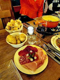 Raclette du Restaurant français Brasserie Avoriaz à Morzine - n°5