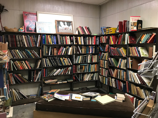 Used Book Store «Beachview Books», reviews and photos, 215 Mallery St, Saint Simons Island, GA 31522, USA