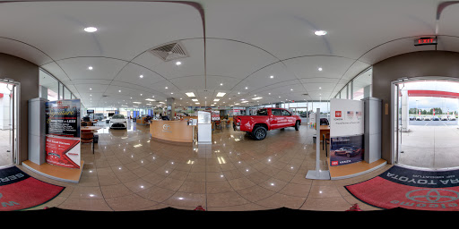 Car Dealer «Serra Toyota of Decatur», reviews and photos, 309 Beltline Pl SW, Decatur, AL 35603, USA