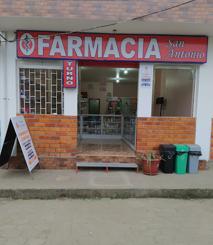 Opiniones de Farmacia San Antonio en Cumandá - Farmacia