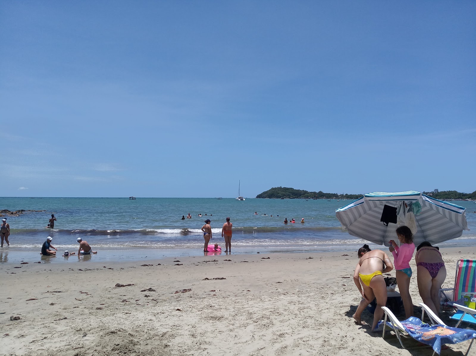 Photo de Plage d'Armação avec un niveau de propreté de très propre