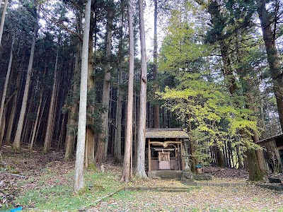 高尾大六天神社