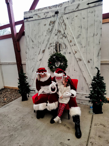 Animal Feed Store «Burns Feed Store», reviews and photos, 29215 SE Orient Dr, Gresham, OR 97080, USA