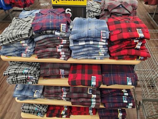 Shopping Mall «Islandia Shopping Center», reviews and photos, 1750 Veterans Hwy, Islandia, NY 11749, USA