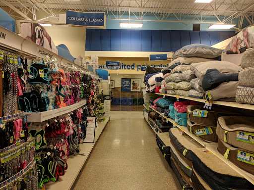 Pet Supply Store «PetSmart», reviews and photos, 5748 S Redwood Rd, Taylorsville, UT 84123, USA