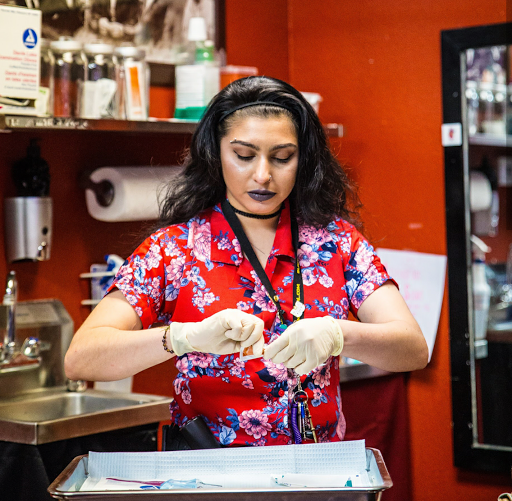 Tattoo Shop «Ink Wolves Tattoos», reviews and photos, 11900 N Nebraska Ave, Tampa, FL 33612, USA