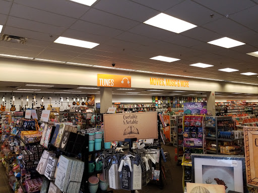 Used Book Store «2nd & Charles», reviews and photos, 3525 Ross Clark Cir #300, Dothan, AL 36303, USA