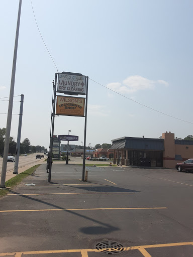 Dry Cleaner «Brookside Cleaners & Laundry», reviews and photos, 3400 E Main St, Richmond, IN 47374, USA