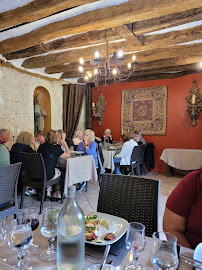 Atmosphère du Restaurant français Restaurant L'Étape Gourmande à Villandry - n°4