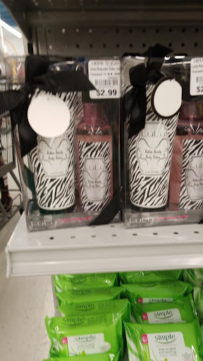 Discount Store «Here Today Lake St Louis», reviews and photos, 6233 Ronald Reagan Dr, Lake St Louis, MO 63367, USA