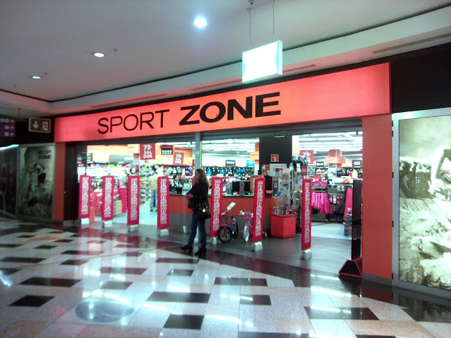 Sport Zone Madeira Shopping - Loja de roupa