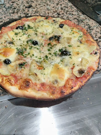 Pizza du Pizzas à emporter Dolmi jo pizza à Laroque-d'Olmes - n°11