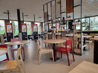 Atmosphère du Restaurant KFC Strasbourg la Vigie à Geispolsheim - n°2