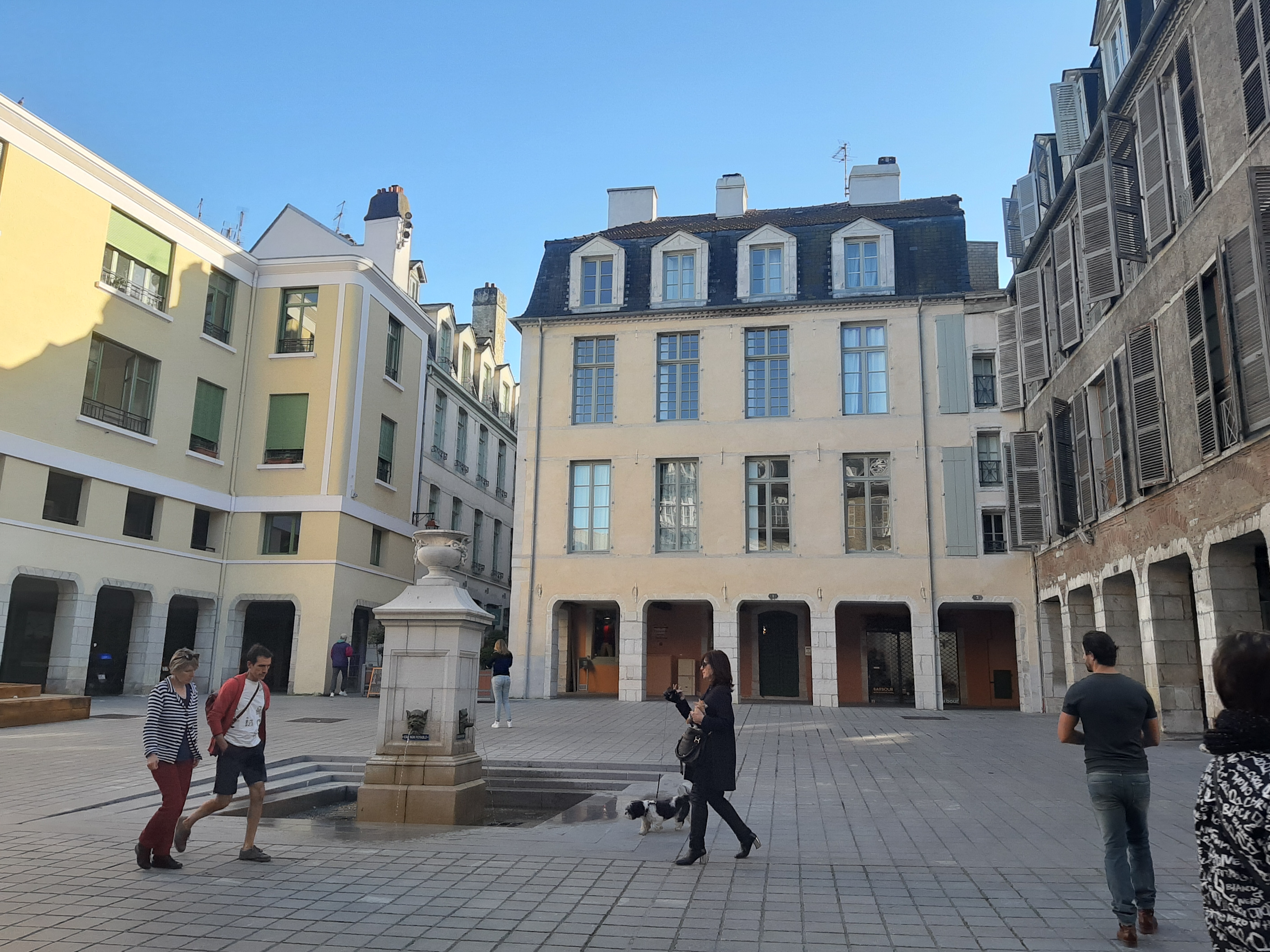 Photo n° 14 de l'avis de ROSS.O fait le 10/03/2019 à 13:11