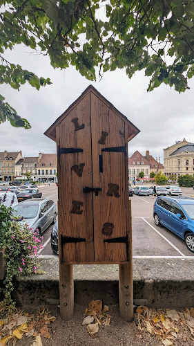 Boite a livres à Autun