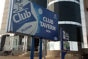 Club Tavern Kick image