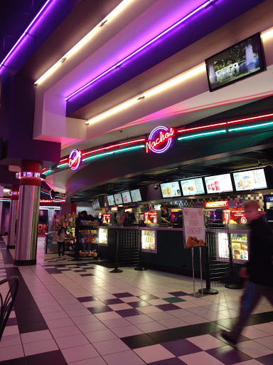 Movie Theater «Regal Cinemas Round Lake Beach 18», reviews and photos, 550 E Rollins Rd, Round Lake Beach, IL 60073, USA