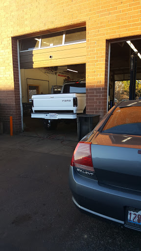 Auto Repair Shop «Quiroz Auto Repair», reviews and photos, 485 N Bolingbrook Dr, Bolingbrook, IL 60440, USA