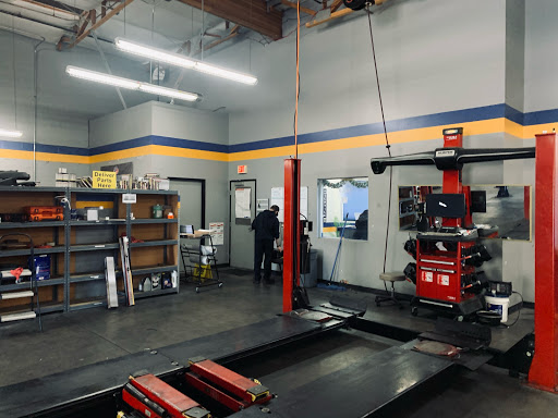 Auto Repair Shop «Stamps Auto», reviews and photos, 711 S Lindsay Rd, Gilbert, AZ 85296, USA