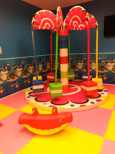 Amusement Center «Make Believe Family Fun Center», reviews and photos, 8303 Day Dr, Parma, OH 44129, USA