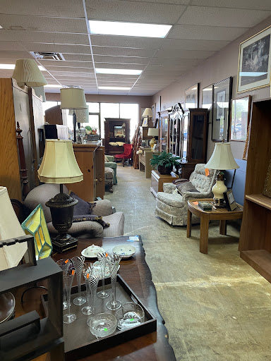 Thrift Store «Christian Family Care Thrift Store», reviews and photos, 3121 E Greenway Rd, Phoenix, AZ 85032, USA