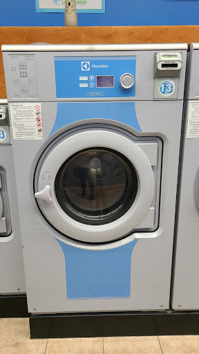 Laundry Service «Splash Laundromat», reviews and photos, 668 N Dupont Blvd, Milford, DE 19963, USA