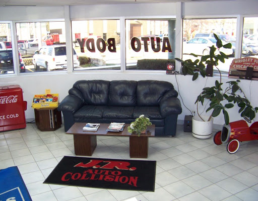 Auto Body Shop «J.R. Auto Collision Repair», reviews and photos, 543 N Arthur Ave, Arlington Heights, IL 60005, USA