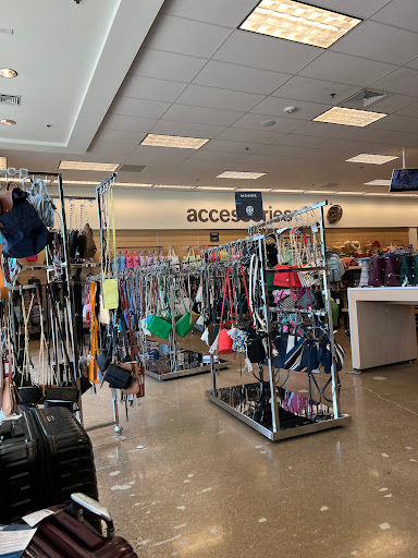 Department Store «Nordstrom Rack Fair Lakes Promenade», reviews and photos, 12199 Fair Lakes Promenade Dr, Fairfax, VA 22033, USA